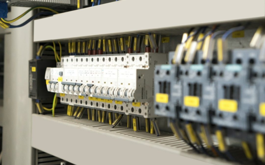 Modernizacja instalacji elektrycznej w starych budynkach
